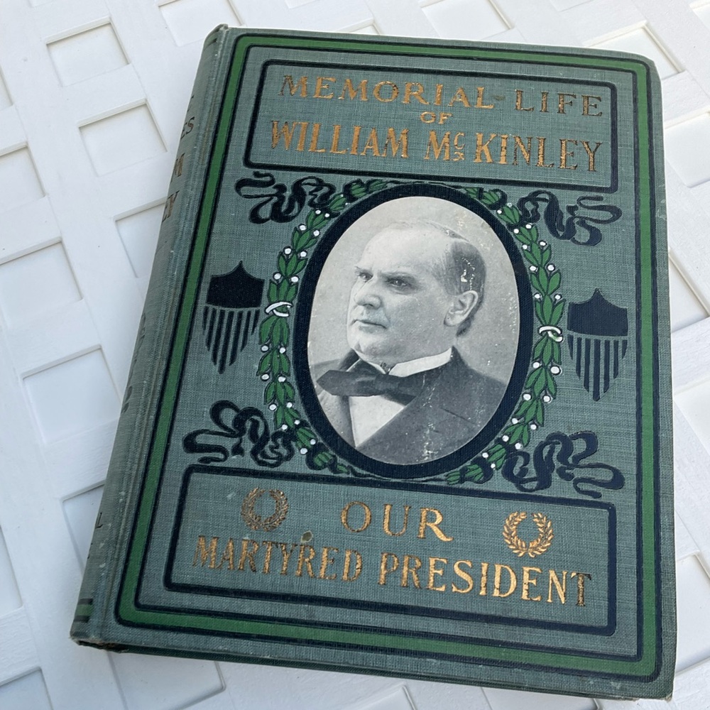 THE MEMORIAL LIFE OF WILLIAM  MCKINLEY
